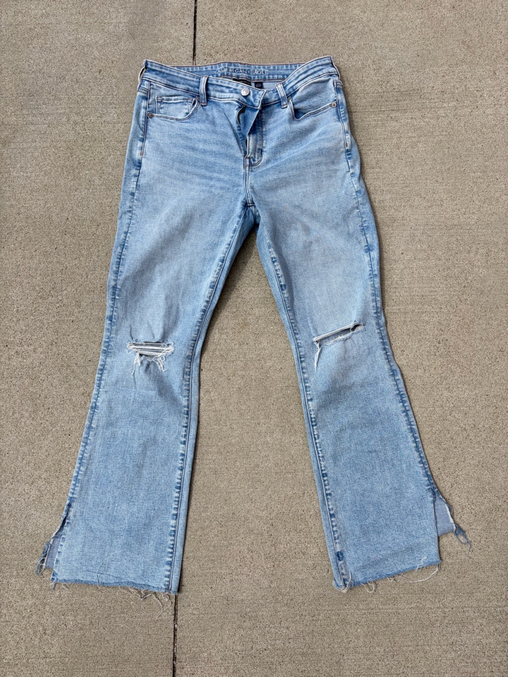 American Eagle Outfitters 
Next Level High-Waisted Ripped Skinny Kick Jean